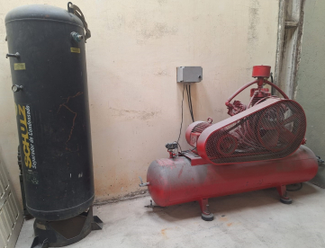 Foto: COMPRESSOR WAYNE - W 96011 H - 15 CV - 220/380 V - 430 litros.