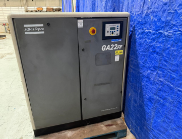 Foto: COMPRESSOR DE PARAFUSO - ATLAS COPCO - GA22 125FF - ANO 2004