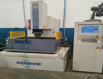 Foto: ELETROEROSÃO PENETRAÇÃO CNC - SUPRASONIC - SUPRAFORM 350 – ANO 2014