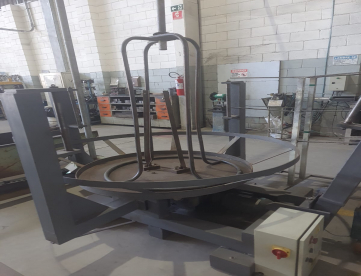 Foto:  MÁQUINA DOBRADEIRA DE ARAMES BIDIMENSIONAL - TECNOMAQ - PROGRAMADA TM AC1 - ANO