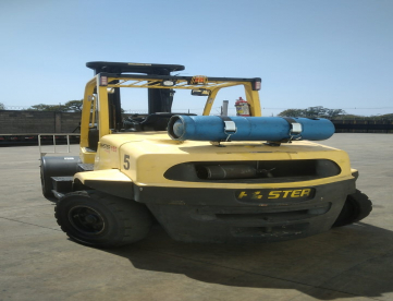 Foto: EMPILHADEIRA  A GÁS - HYSTER - 155 FT - 7 TONELADAS - ANO 2014