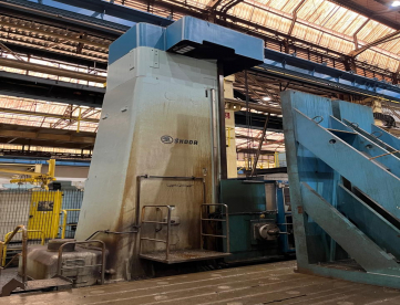 MANDRILHADORA CNC DE GRANDE PORTE - SKODA - FUSO 160 - TIPO FLOOR TYPE (COLUNA MÓVEL )COMANDO  SIEMENS SINUMERIK 840 DI-  10.000 x 3.950 mts