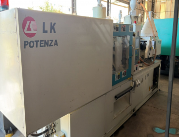 Foto: INJETORA DE PLÁSTICOS - LK MACHINERY - POTENZA 160 TONELADAS - ANO 2015