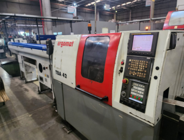 Foto: TORNO AUTOMÁTICO CNC - ERGOMAT - TBA-42 - ANO 2008