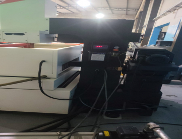 Foto: ELETROEROSÃO  CNC FIO DE MOLIBDÊNIO   MARCA BENER   MODELO ELETROCUT EL -32  ANO 2019