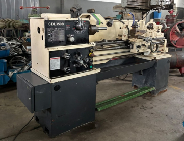 TORNO MECÂNICO TIMEMASTER - MODELO CDL 350 B - COM NR12 - 380X1000MM