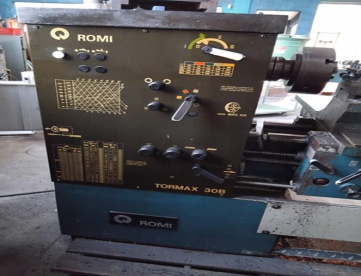 TORNO MECÂNICO - ROMI - TORMAX 30B - 660 x 1500 MM