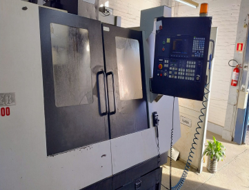 Foto: CENTRO DE USINAGEM VERTICAL - FEELER - FV-1000 - ANO 2007