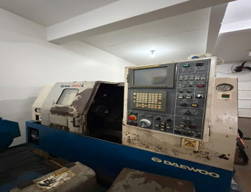 Foto: TORNO CNC - DAEWOO - LYNX 200L - ANO 2003 - COMANDO FANUC