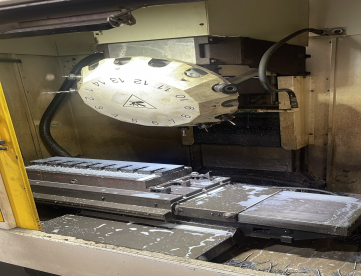 Foto: CENTRO DE USINAGEM VERTICAL - FANUC - ROBODRILL α-T14iFL- 500 X 400 X 330 - ANO 2011