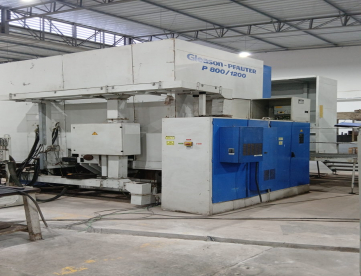 GERADORA DE ENGRENAGENS 6 EIXOS - GLEASON PFAUTER - P800/1200 - ANO 2003