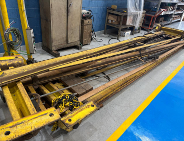 Foto: BRAÇO ARTICULADO DE PAREDE - DEMAG -  6.000 MTS - TALHA DE 500 KG - ANO 2003