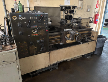 Foto: TORNO MECÂNICO - ROMI - ES40 - 500 x 1500mm