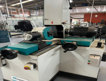 Foto: RETÍFICA CENTERLESS - LIXADEIRA SMART SM2200 - ANO 2018