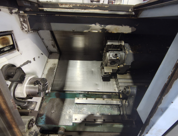 Foto: CENTRO DE TORNEAMENTO - DOOSAN - LYNX 220 LMA - ANO 2013 - 290 x 320 MM - COMANDO FANUC - COM FERRAMENTAS ACIONADAS