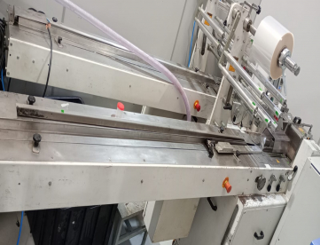 MÁQUINA DE EMBALAGENS HORIZONTAL - FLOW PACK - MARCA KAWAMAC PK-100 - ANO 2014