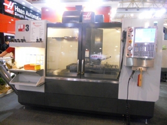Foto: FRESADORA CNC HAAS - VM-3