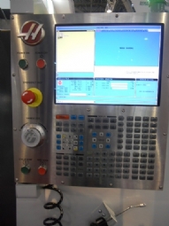 Foto: FRESADORA CNC HAAS TM-2P