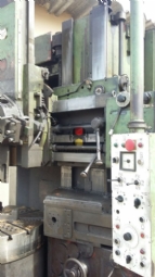 Foto: TORNO VERTICAL RAFAMET PLACA 1100MM
