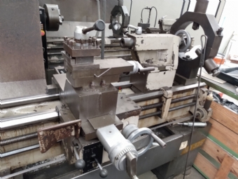 Foto: TORNO MECÂNICO NARDINI - ND325 CARCACEIRO - ANO 2004 - 660 X 2200MM