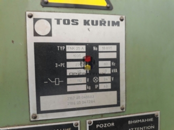 Foto: FRESADORA FERRAMENTEIRA TOS KURIM ISO 40