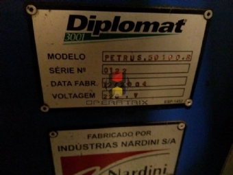 Foto: CENTRO DE USINAGEM VERTICAL NARDINI - PETRUS 50100R - ANO 2004