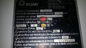 Foto: TORNO CNC ROMI - CENTUR 35D - ANO 2009