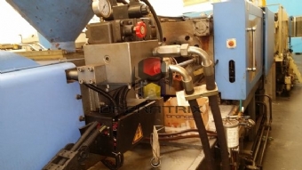Foto: INJETORA DE PLASTICO HAITIAN HTF 58 X ANO 2007