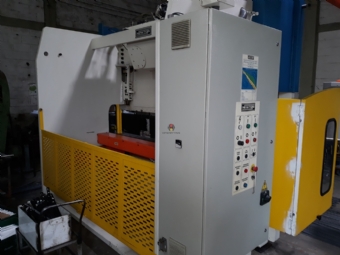 Foto: DOBRADEIRA HIDRAULICA  NEWTON  CNC  PSH 17530 X 3050 ANO 2011