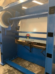 Foto: DOBRADEIRA  FOBESA MECANICA 100 TONELADAS  - 3000 X 1/4