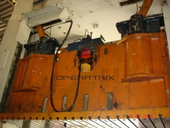 Foto: PRENSA EXCÊNTRICA SCHULER DE 600 TONELADAS