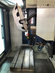 Foto: CENTRO DE FURAÇÃO E ROSQUEAMENTO  HIGH  SPEED  TAKUMI  VT 500 - ANO 2013