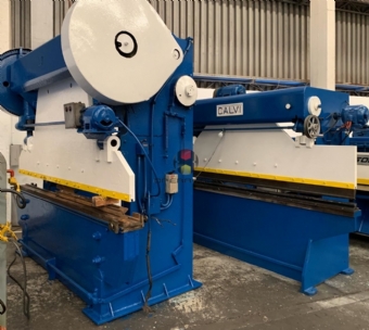 Foto: DOBRADEIRA  FOBESA MECANICA 100 TONELADAS  - 3000 X 1/4
