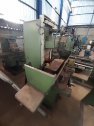 Foto: Retifica plana Raph-75