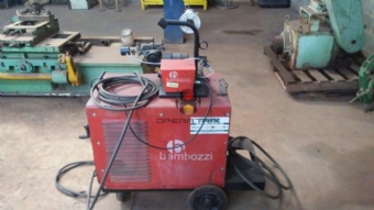 Foto: Maquina de solda Bambozzi TMC 400 S