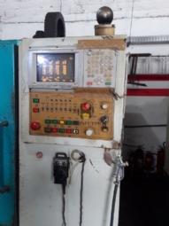 Foto: centro de usinagem vertical marca feeler modelo fv-600se - ano 1997